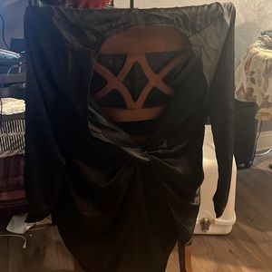 Cocktail dress very low V line and leg split